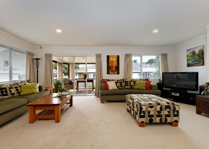  at 2/28A Godley Road, Green Bay, Auckland