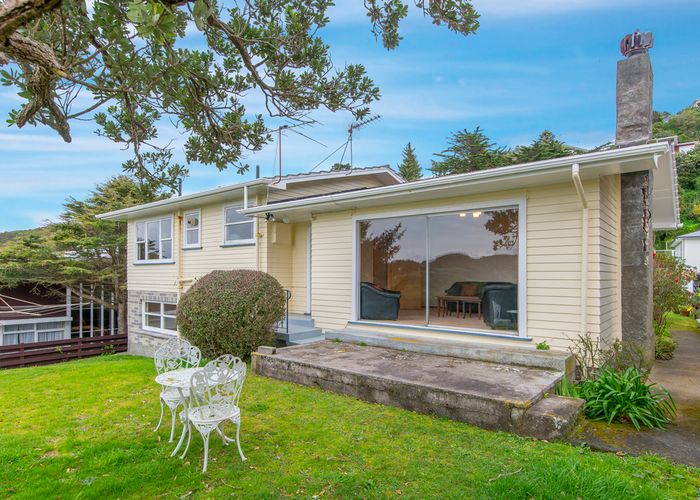 at 23 Breton Grove, Kingston, Wellington
