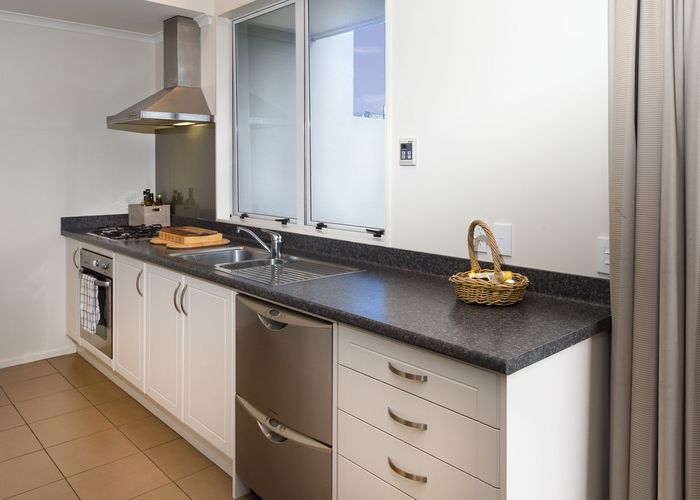  at 10 Cedarwood Street, Woodridge, Wellington