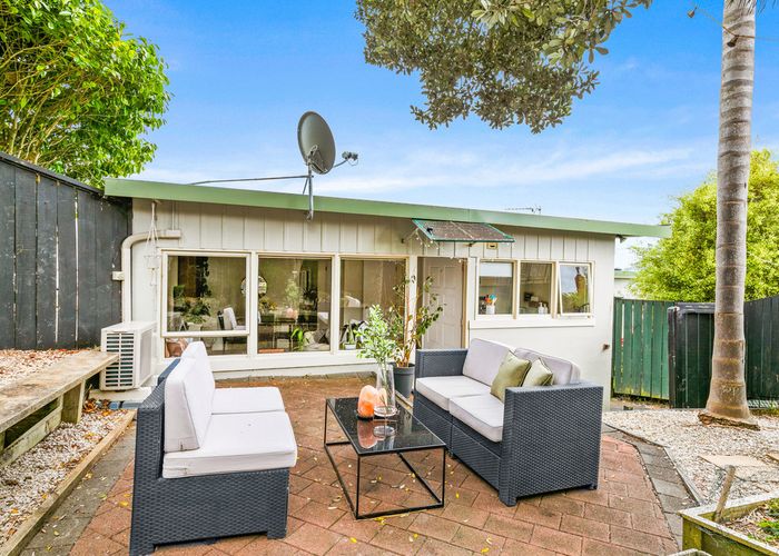  at 9/146 St Johns Road, Meadowbank, Auckland