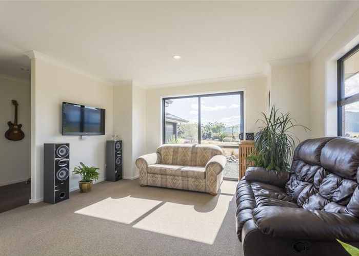  at 19 Shoreline Place, Rarangi
