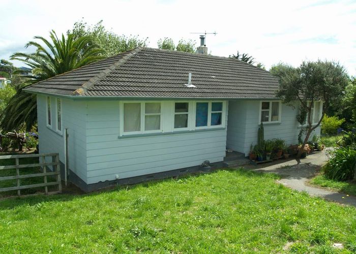  at 14 Komata Grove, Waitangirua, Porirua