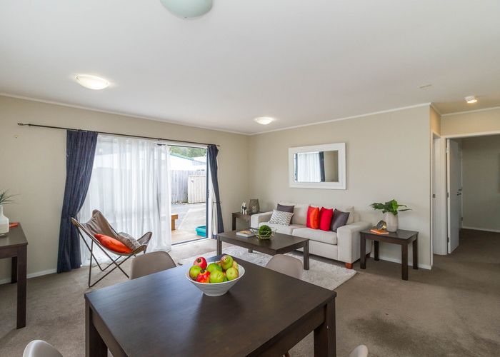  at 2/4 Ipswich Grove, Wainuiomata, Lower Hutt