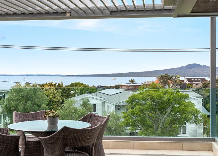  at 41 Ronaki Road, Mission Bay, Auckland