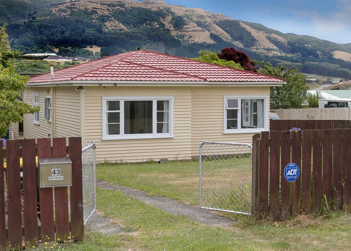  at 43 Coates Street, Tawa, Wellington