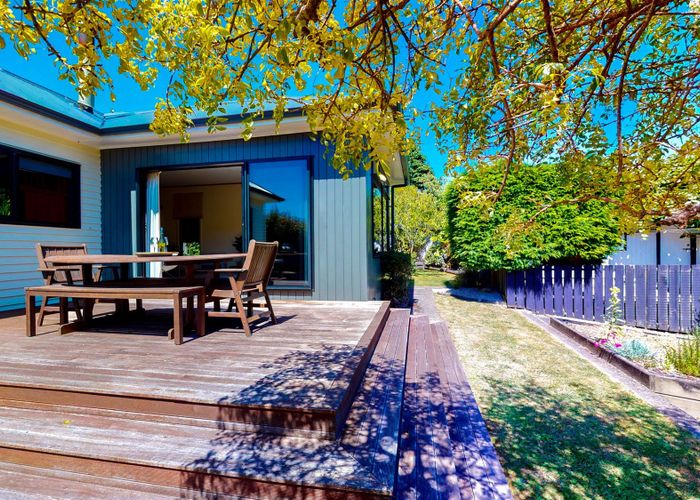  at 5 Lillian Street, Belmont, Lower Hutt