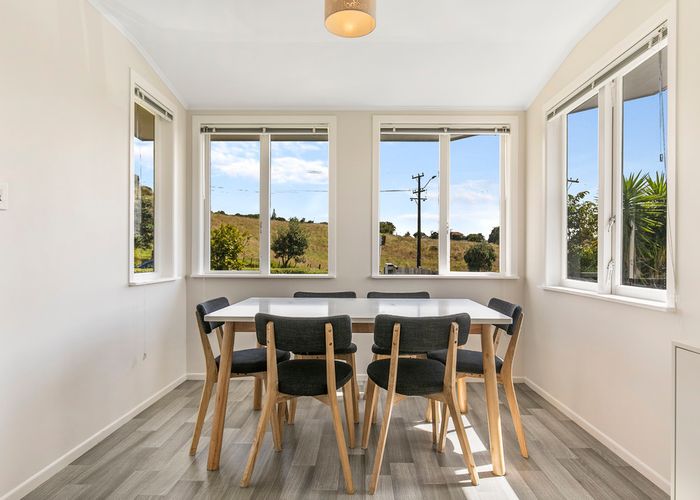  at 7 Mountain Road, Mangere Bridge, Auckland