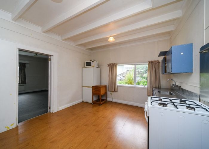  at 38 Hereford Street, West End, Palmerston North