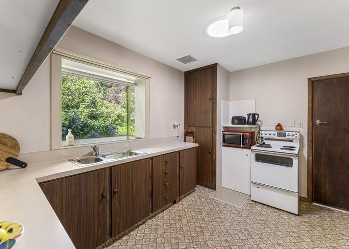  at 85 Avonhead Rd, Avonhead, Christchurch City, Canterbury