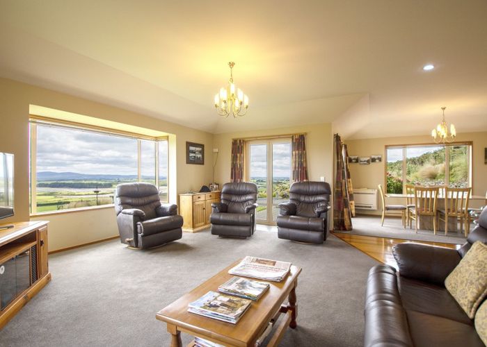  at 417 Orepuki Riverton Highway, Riverton