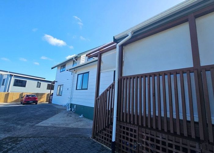  at 19A Crystal Avenue, Glendene, Waitakere City, Auckland