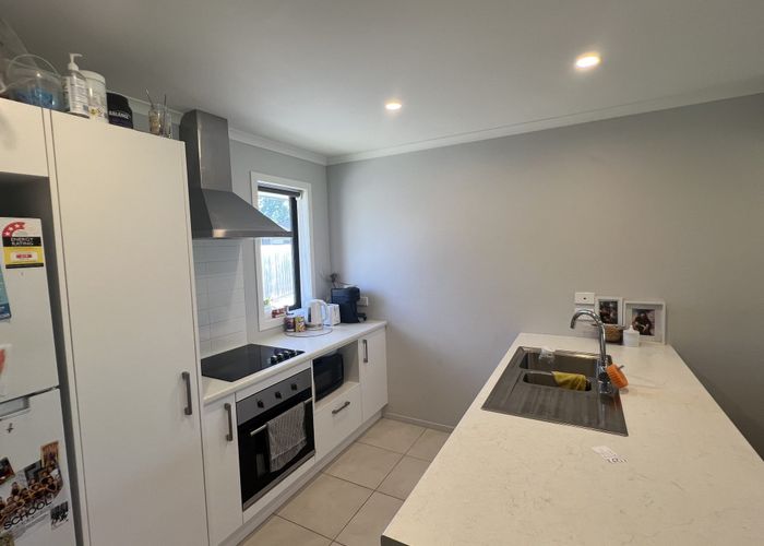  at 4/23 Montgomery Crescent, Bader, Hamilton, Waikato
