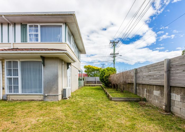  at 1/1 WAIKARE AVE, Waiwhetu, Lower Hutt