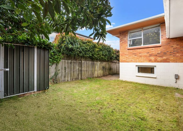  at 2/12 Mears Place, Epsom, Auckland