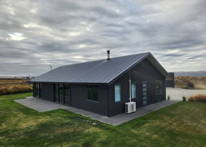  at 27 Lapins Way, Waikerikeri, Alexandra