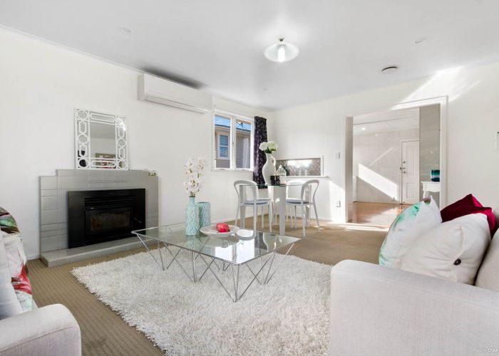  at 70 Rosamund Avenue, New Windsor, Auckland City, Auckland