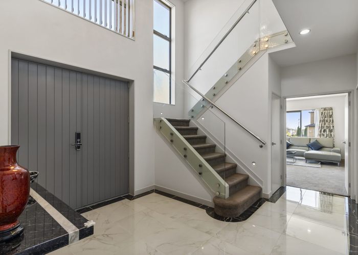  at 8 Moville Drive, Flat Bush, Auckland