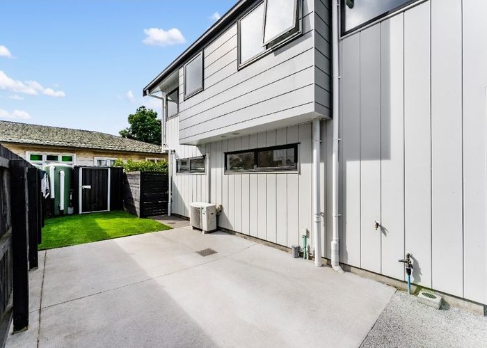  at 40B Waddell Avenue, Point England, Auckland City, Auckland