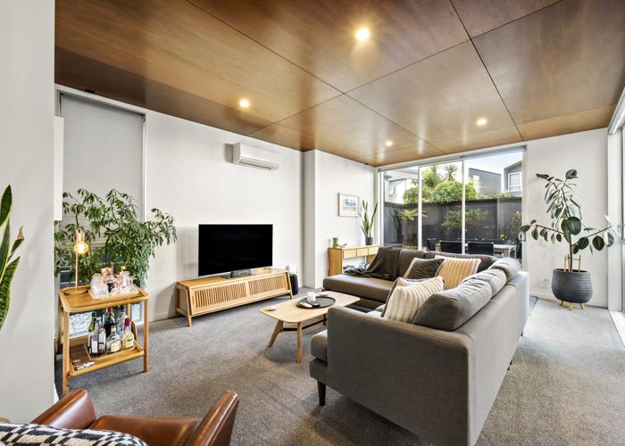  at 1/3 Severn Street, Island Bay, Wellington, Wellington