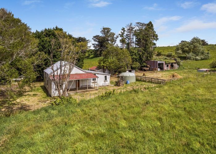  at 324 Block 8 Road, WAITOTARA, WAVERLEY