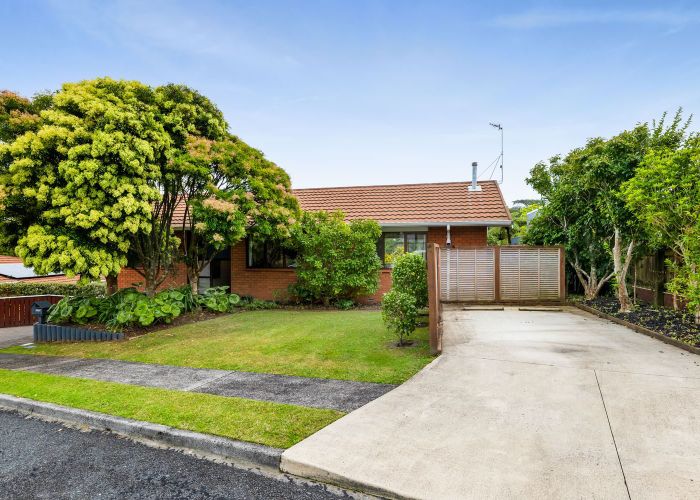  at 5 Ruskin Place, Westown, New Plymouth