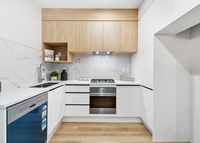  at 6/33 Colwill Road, Massey, Waitakere City, Auckland