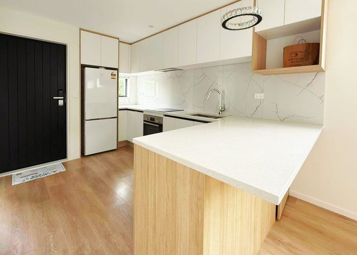  at 18A Arrow Road, Forrest Hill, North Shore City, Auckland