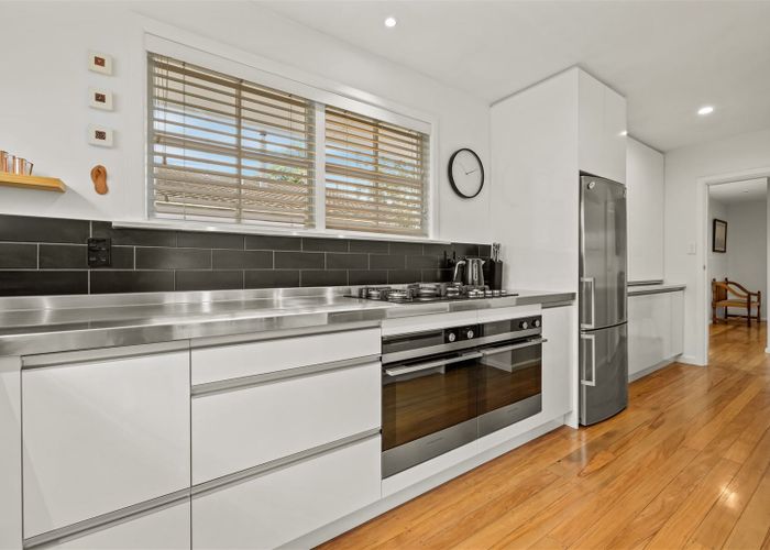  at 7 Parkstone Avenue, Ilam, Christchurch