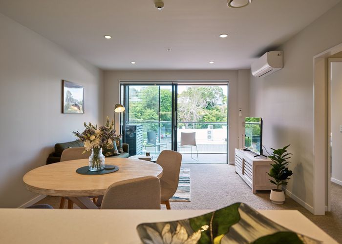  at 202/4 Bute Road, Browns Bay, North Shore City, Auckland