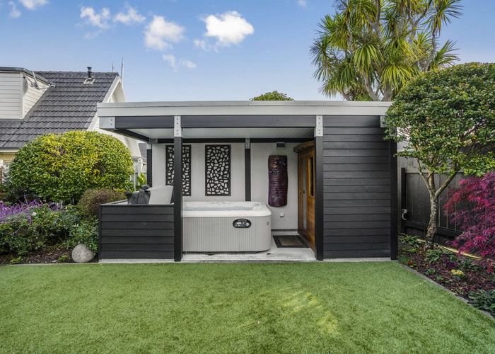  at 81 Queens Grove, Hutt Central, Lower Hutt