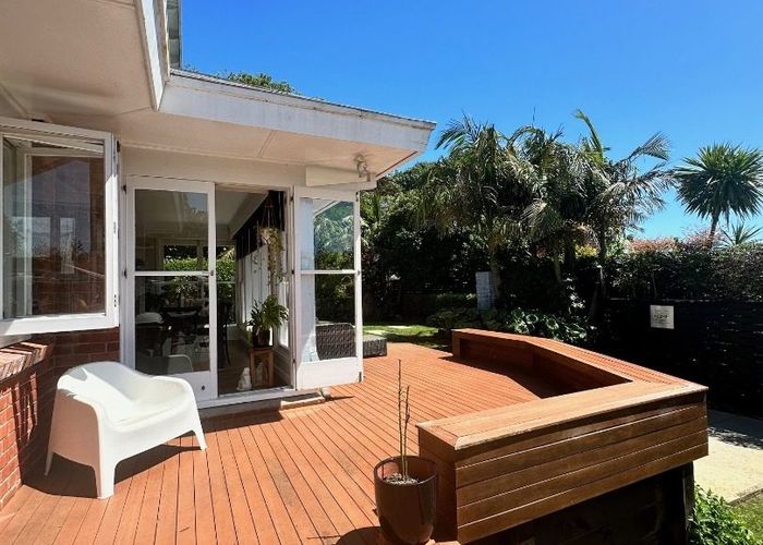  at 77 Sunnybrae Road, Hillcrest, Auckland