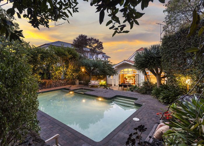  at 16 Ridings Road, Remuera, Auckland City, Auckland