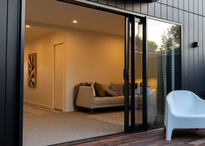  at 2/99 King Street, Sydenham, Christchurch City, Canterbury