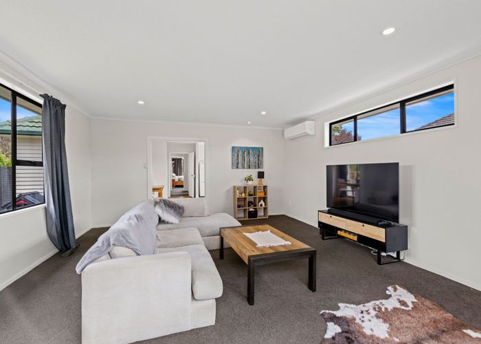  at 97 Winters Road, Redwood, Christchurch
