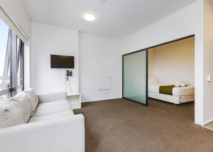  at 1111/17 Putney Way, Manukau, Manukau City, Auckland