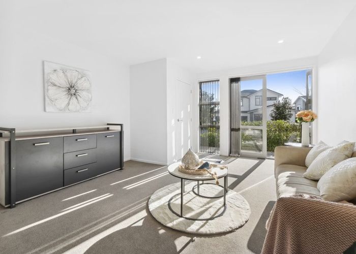  at 22 Fort Lincoln Loop, Karaka, Papakura