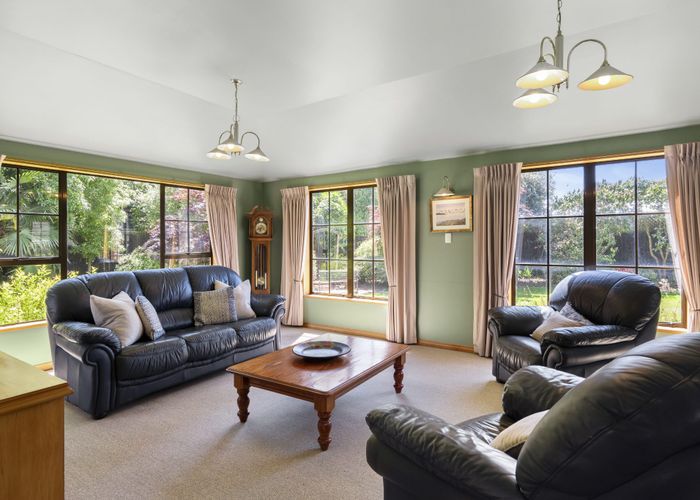  at 19B Kingham Place, Avonhead, Christchurch City, Canterbury