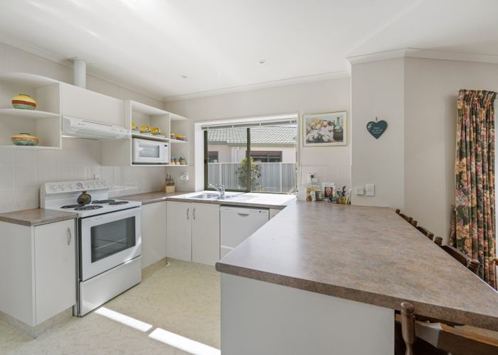  at 9 Beaufort Place, Taradale, Napier, Hawke's Bay