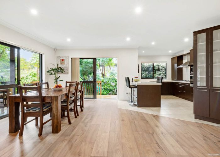  at 16 Kouras Place, Flat Bush, Auckland