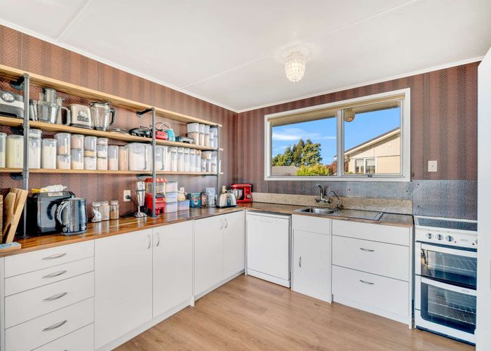  at 2 Whitehaven Street, Weston, Waitaki, Otago
