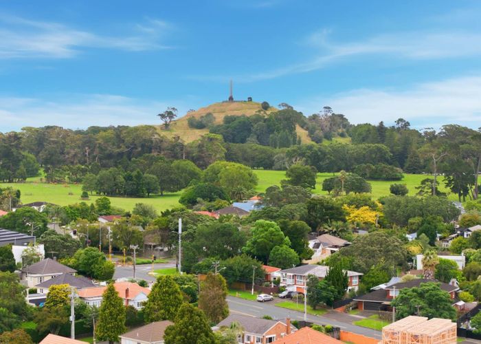  at 3/9 August Place, Greenlane, Auckland City, Auckland