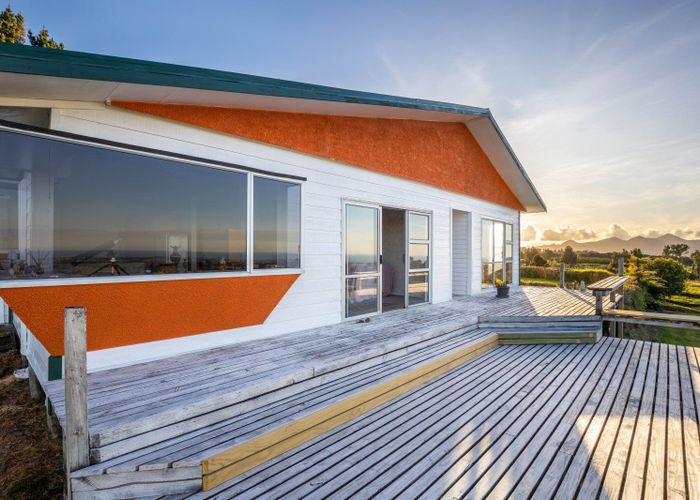  at 1568 Carrington Road, Hurworth, New Plymouth