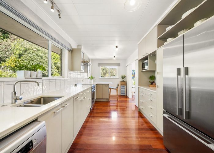  at 15 Witham Street, Island Bay, Wellington