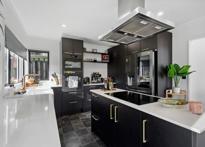  at 3 Pilot Lane, Whitby, Porirua