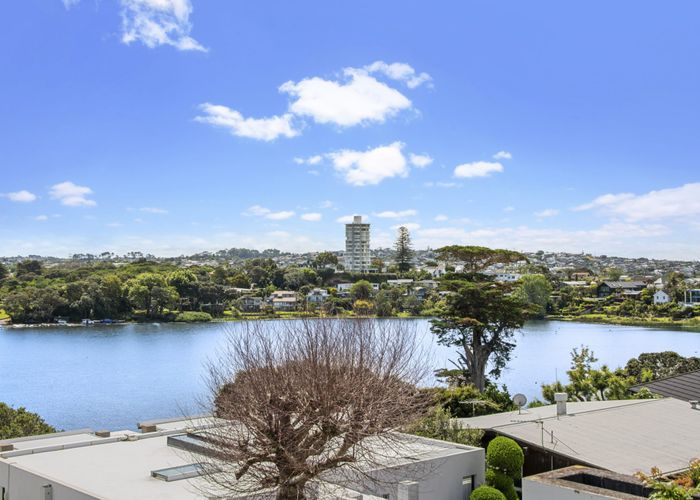  at 8/258 Hurstmere Road, Takapuna, Auckland