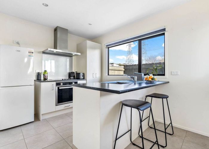  at 164 Barrack Road, Mt Wellington, Auckland