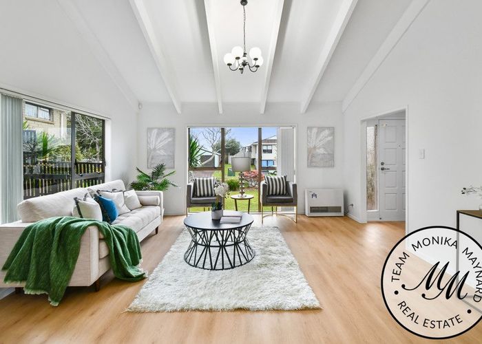  at 24 Deodar Place, Totara Heights, Auckland