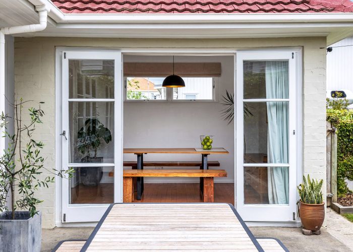  at 47 Riro Street, Point Chevalier, Auckland