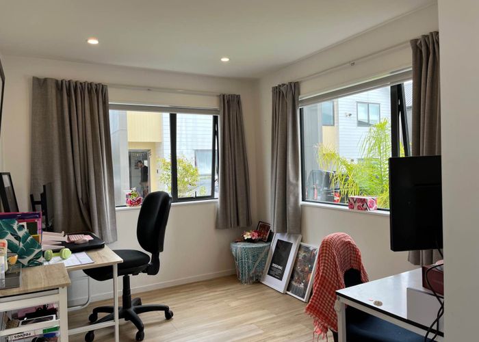  at 12A Kelwyn Road, Kelston, Waitakere City, Auckland