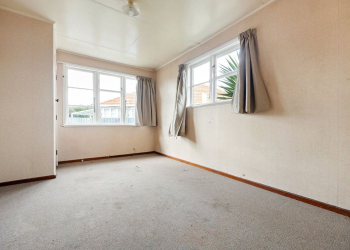  at 8 Gardiner Place, Fairfield, Hamilton, Waikato
